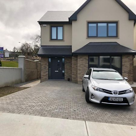 1 Luxurious Room In Family Home Killarney Exterior photo